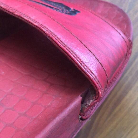Men’s Red Lacoste slides size 8 - Picture 7 of 10